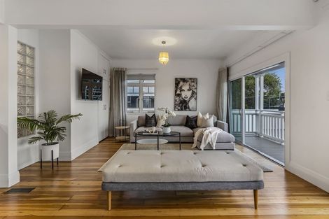 Photo of property in 88 Nile Road, Milford, Auckland, 0620