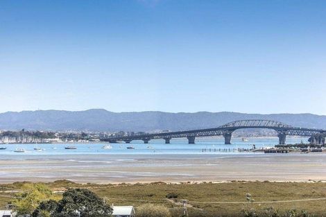 Photo of property in 40 Regent Street, Devonport, Auckland, 0624