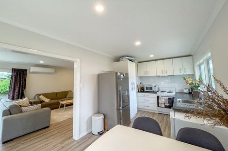 Photo of property in 21 Castleton Street, Birkdale, Auckland, 0626