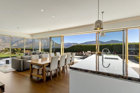 Photo of property in 10 Bluff View Terrace, Drift Bay, Queenstown, 9371
