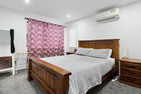 Photo of property in 5 Pinehurst Place, Wattle Downs, Auckland, 2103