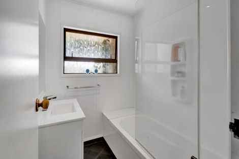 Photo of property in 112 Hamlet Street, Stratford, 4332