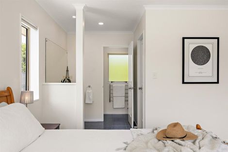 Photo of property in 17a Trigg Road, Huapai, Kumeu, 0810