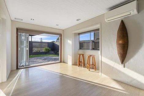 Photo of property in 511c Ocean Road, Whangamata, 3620