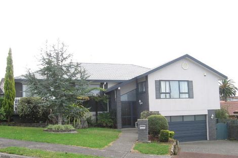 Photo of property in 3 San Pablo Way, Henderson, Auckland, 0612