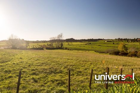 Photo of property in 12 Hoiho Road, Pukekohe, 2120