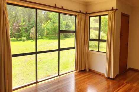 Photo of property in 9 Lind Street, Kimbolton, Feilding, 4777