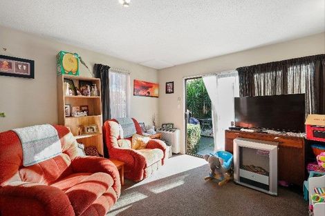 Photo of property in 2/496 Cashel Street, Linwood, Christchurch, 8011