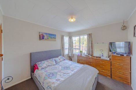 Photo of property in 38 Hammond Road, Taradale, Napier, 4112