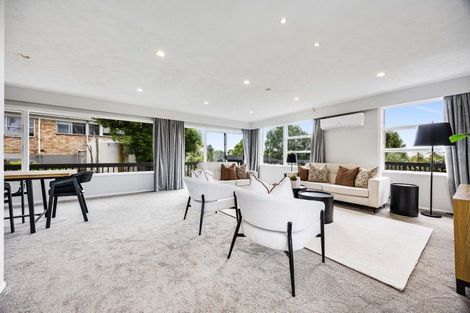 Photo of property in 142 Glamorgan Drive, Torbay, Auckland, 0630