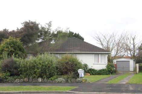 Photo of property in 17 Hockin Place, Fairfield, Hamilton, 3214