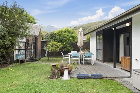Photo of property in 39 Waddington Drive, Naenae, Lower Hutt, 5011