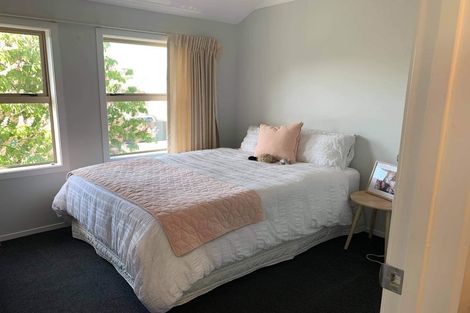 Photo of property in 52u2 Cook Street, Hamilton East, Hamilton, 3216