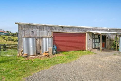 Photo of property in 211 Wilson Road, South Head, Helensville, 0874