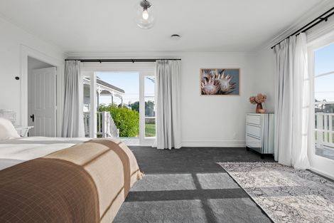 Photo of property in 43 Colombo Road, Waiuku, 2123