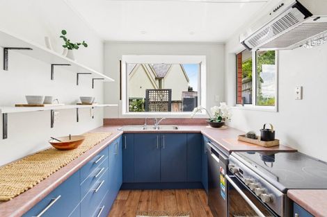 Photo of property in 42 Cliffs Road, Saint Clair, Dunedin, 9012