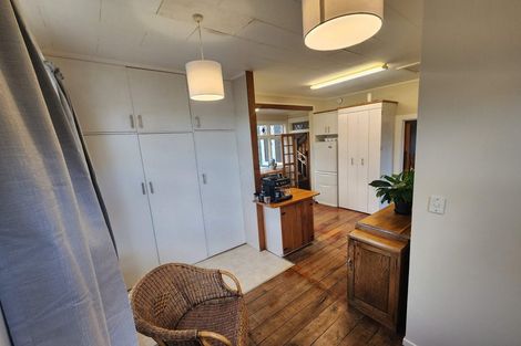 Photo of property in 8 Chelwood Street, Takaro, Palmerston North, 4412