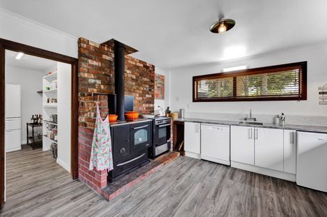 Photo of property in 1082 Junction Road, Egmont Village, Inglewood, 4386