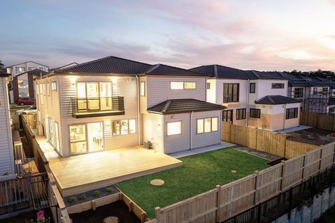 Photo of property in 21 Black Shed Road, Flat Bush, 2019