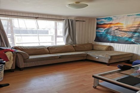 Photo of property in 6 Karamu Street, Te Atatu Peninsula, Auckland, 0610