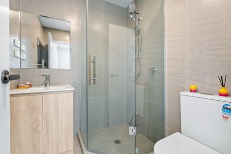Photo of property in 11/20 Seabrook Avenue, New Lynn, Auckland, 0600