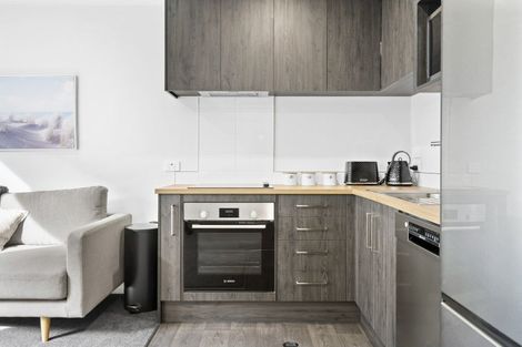 Photo of property in 61u3 May Street, Hamilton East, Hamilton, 3216