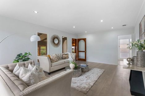Photo of property in 54 Cockayne Crescent, Sunnynook, Auckland, 0620