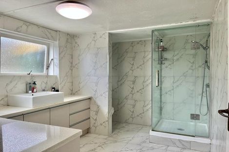 Photo of property in 1 Christina Avenue, Te Atatu South, Auckland, 0602