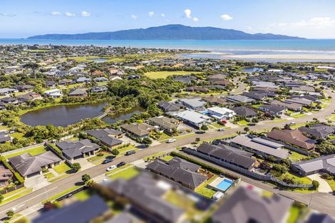 Photo of property in 85 Kotuku Drive, Paraparaumu Beach, Paraparaumu, 5032