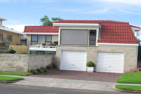 Photo of property in 1/10 The Parade, Bucklands Beach, Auckland, 2012