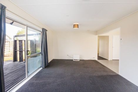 Photo of property in 41 Acacia Street, Kelvin Grove, Palmerston North, 4414