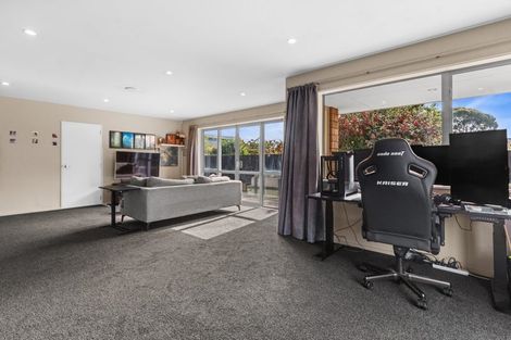 Photo of property in 238a Breezes Road, Aranui, Christchurch, 8061