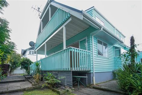 Photo of property in 1 Moana Avenue, Bayswater, Auckland, 0622
