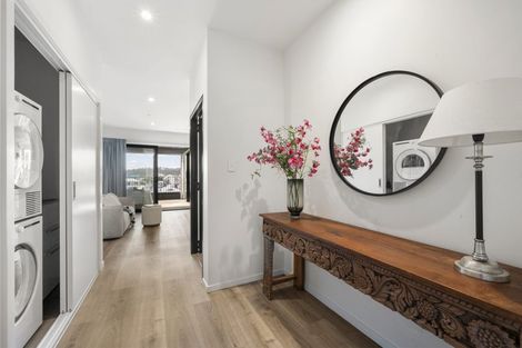 Photo of property in 206/2u Onepu Road, Kilbirnie, Wellington, 6022