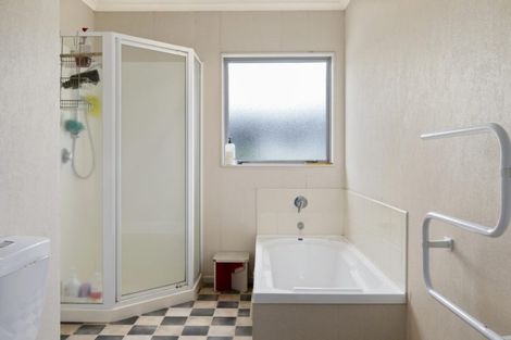 Photo of property in 4/45 Tawa Street, Mount Maunganui, 3116