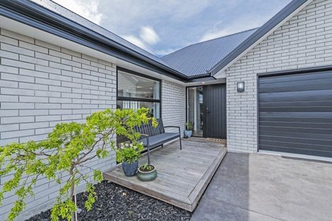 Photo of property in 17 Newbrook Terrace, Darfield, 7510