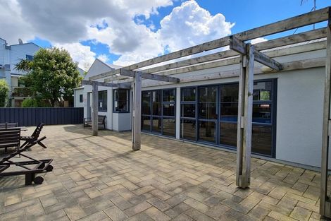 Photo of property in 2/5 Carolina Place, Albany, Auckland, 0632