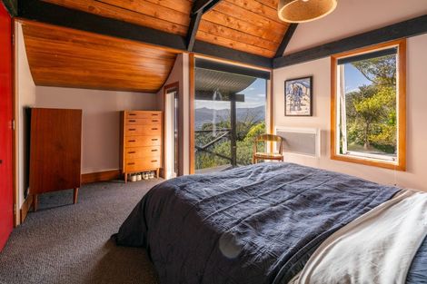 Photo of property in 77 Palliser Road, Roseneath, Wellington, 6011