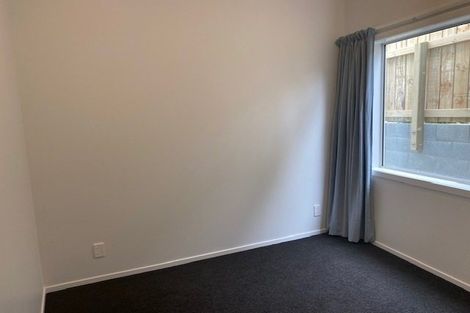 Photo of property in 28 Collins Avenue, Tawa, Wellington, 5028