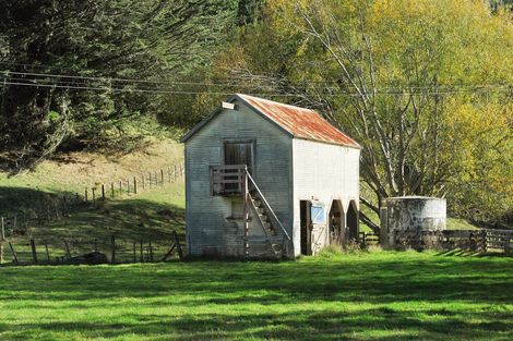 Photo of property in 97 Adams Peak Road, Mangapakeha, Masterton, 5889