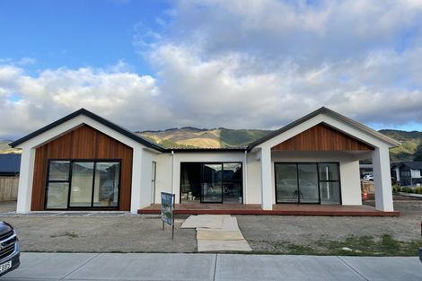 Photo of property in 1 Greenway Crescent, Hope, 7020