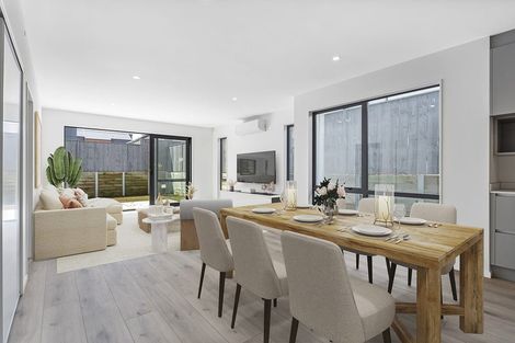 Photo of property in 45 Parkmore Drive, Rosehill, 2113
