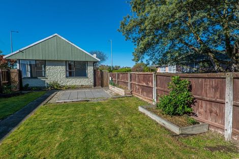 Photo of property in 10 Masham Road, Broomfield, Christchurch, 8042