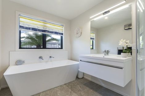 Photo of property in 5 Mansfield Way, Stoke, Nelson, 7011