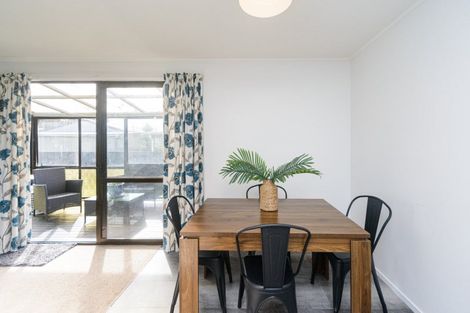 Photo of property in 5a Harding Place, Feilding, 4702