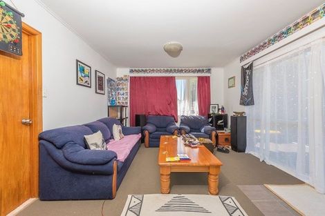 Photo of property in 50 Megan Avenue, Pakuranga Heights, Auckland, 2010