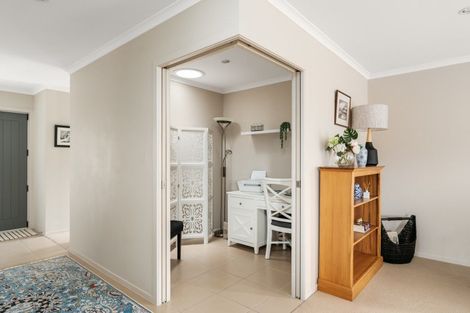 Photo of property in 21 Bridgewater Way, Pyes Pa, Tauranga, 3112