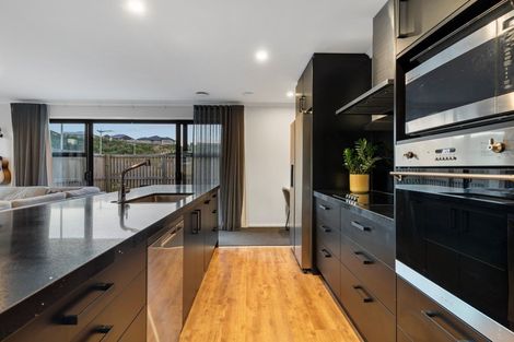 Photo of property in 1 Whakaturou Crescent, Pyes Pa, Tauranga, 3112