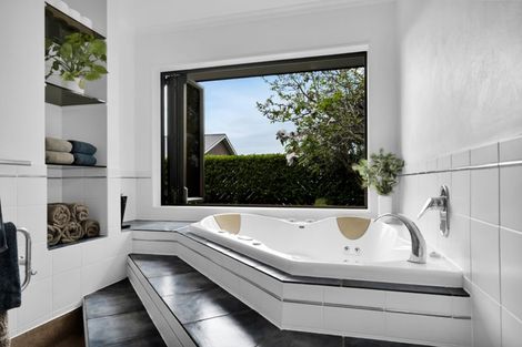 Photo of property in 74 Rata Street, Hawera, 4610