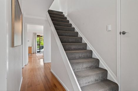 Photo of property in 2 Memorial Drive, Parahaki, Whangarei, 0112